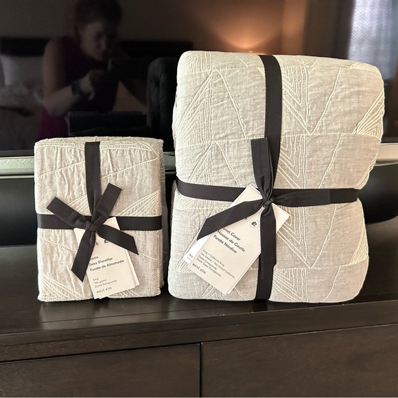 West Elm Gray Duvet Cover & Shams - King (duvet insert not included) - Picture 2 of 5